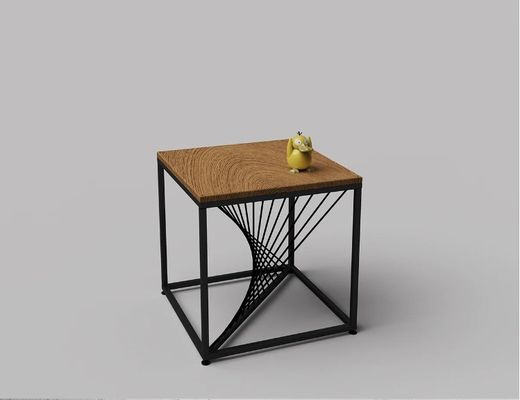 Postverpakking Verstelbare hoogte Metalen been Hout Top End Tafel voor modern huishoudelijk meubilair