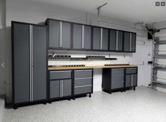 Beheer van industriële werkplaatsapparatuur gemakkelijker gemaakt met metalen garageschappen